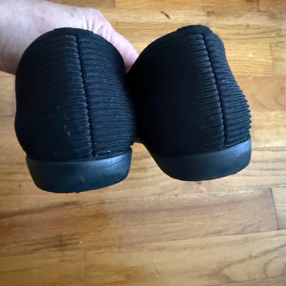 VIVAIA -Margot Walker Lightweight Square-Toe V-Cut Flats – Size 39 – Black - Picture 6 of 12